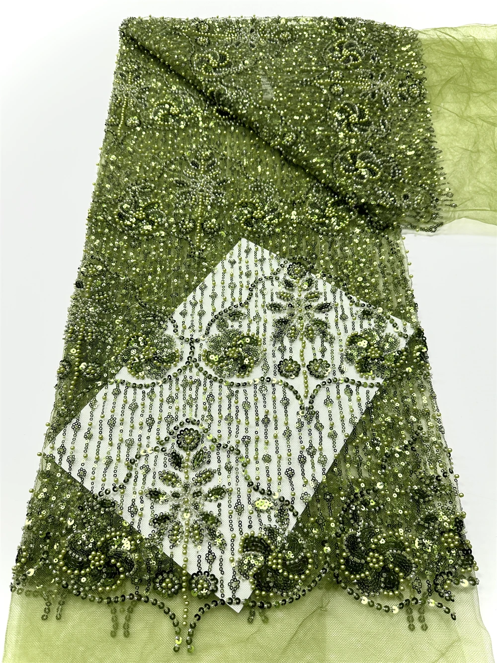 

Luxury African Sequins Beaded Lace Fabrics High Quality French Embroidery Beads Lace Fabric for Wedding Dress Sewing 5 Yards