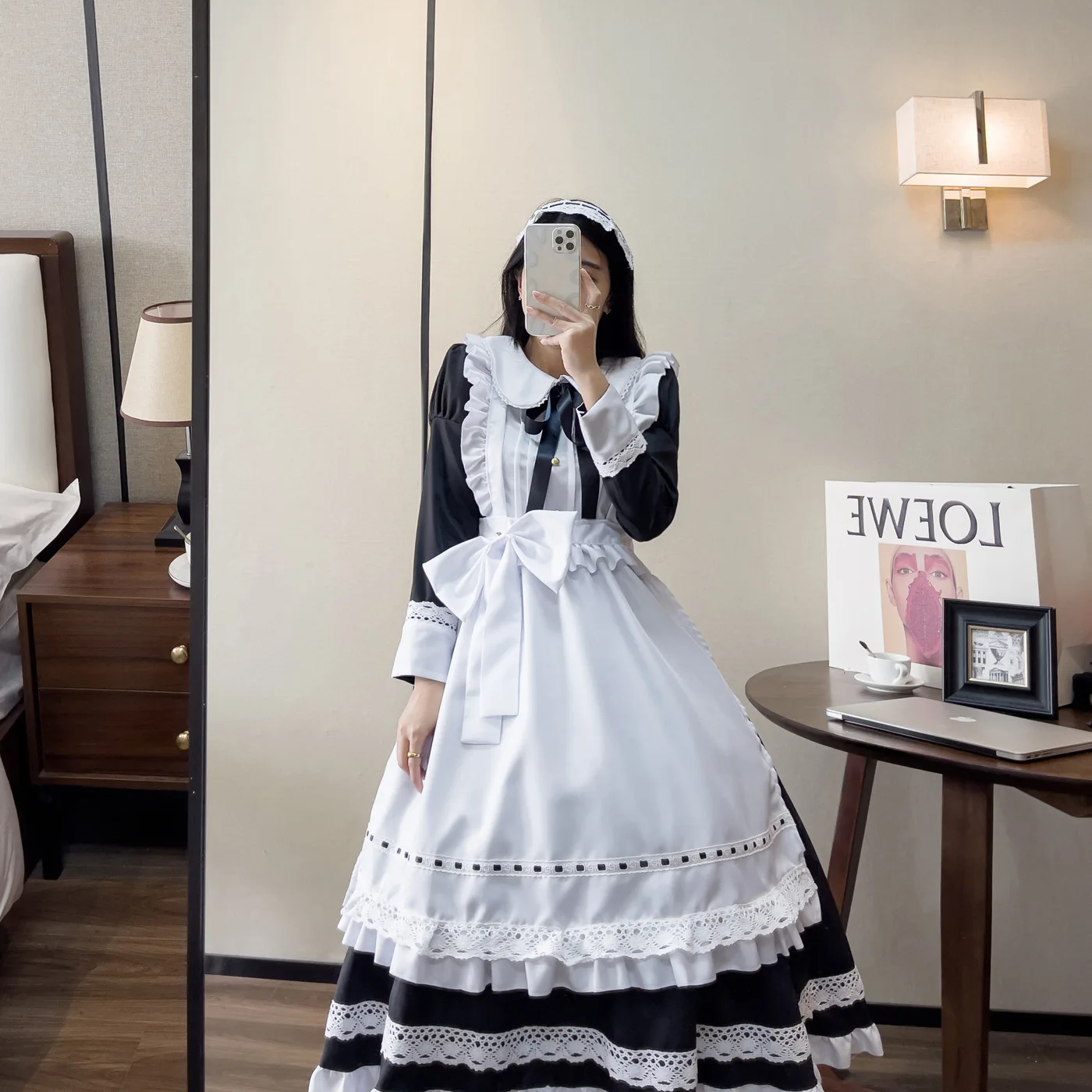 

Bow tie Women Maid Cosplay Sexy Costume Long Sleeves Long Maxi Fancy Dress with Apron and Headpiece Maid Sexy Costume