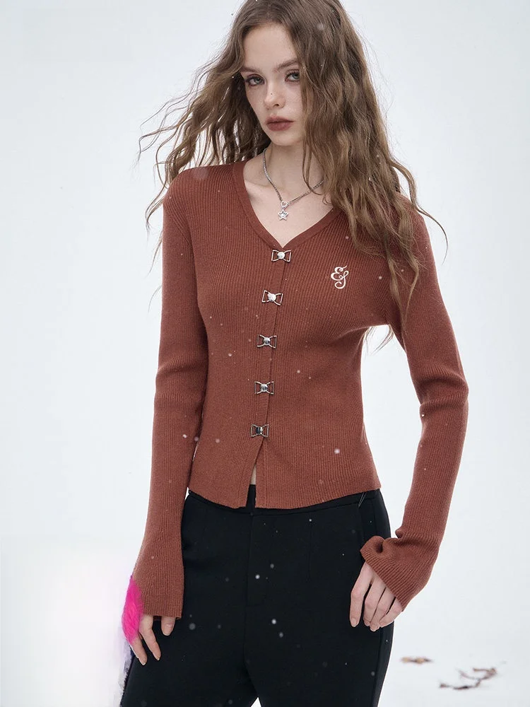 

Женский трикотажный топ с V-образным вырезом, облегающий, базовый слой, повседневная одежда, с вышивкой, модный дизайн