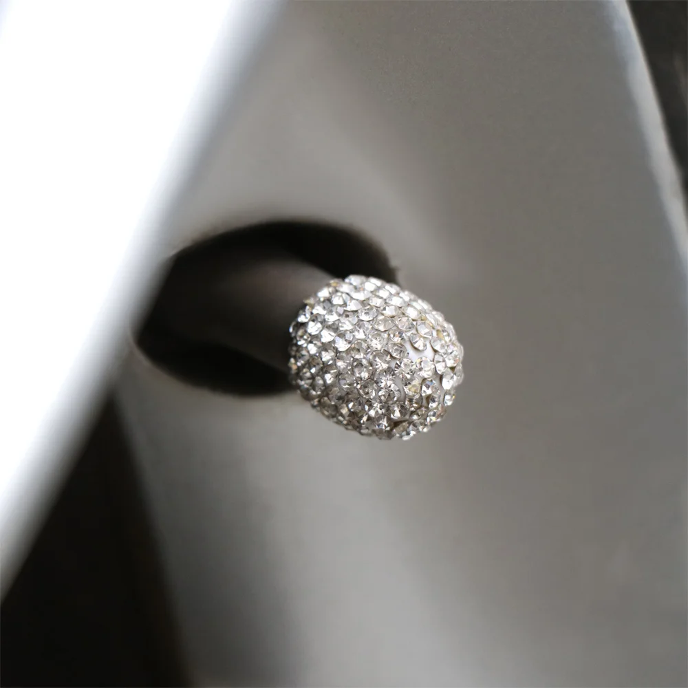 4Pcs Rhinestone Universal Car Tire Valve Caps Crystal Diamond Shining Dustproof Valve Stem Caps Bling Car Accessories