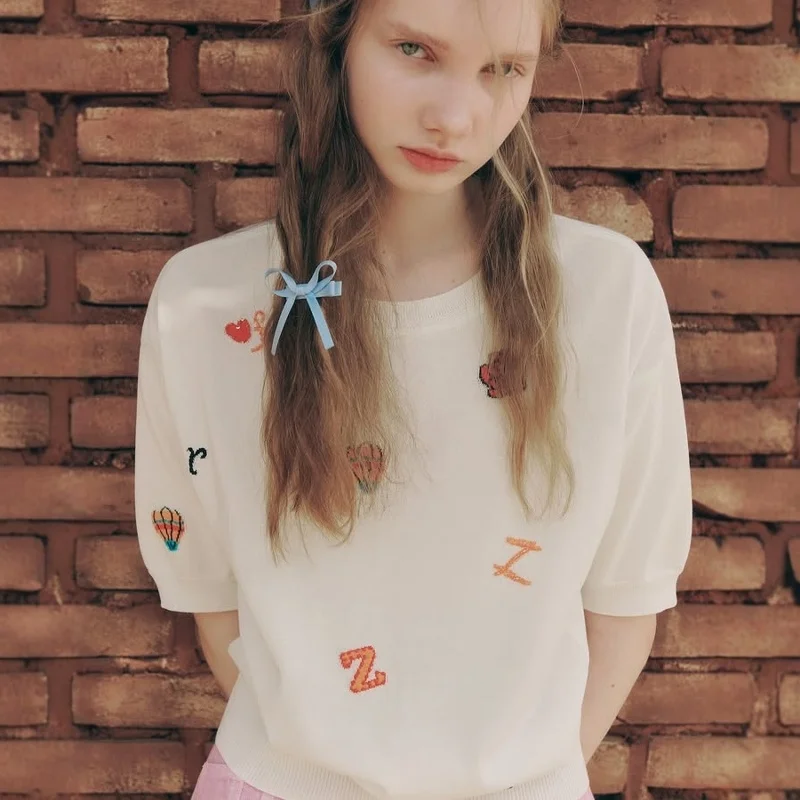 

Легкий круглый вязаный топ с вышивкой ручной работы в виде цветов, корейский стиль, универсальный, летний.