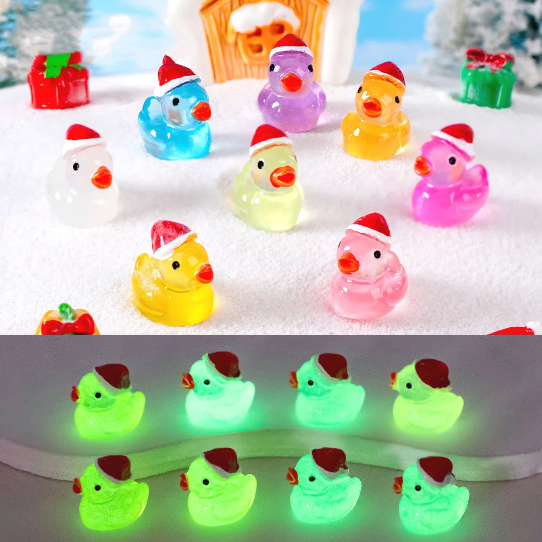 Luminous Mini Ducks with Christmas Hat, Miniatures, Glow at Night, Fairy Garden Decoration, Kawaii Accessories, 50Pcs