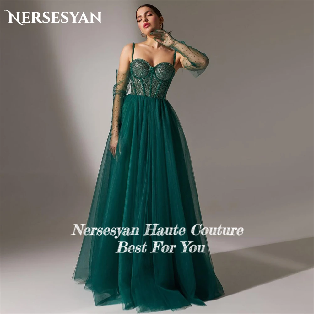 Nersesyan Emerald Green Glitter Formal Prom Dresses Sweetheart A-Line Spaghetti Straps Evening Dress Backless Shiny Party Gowns