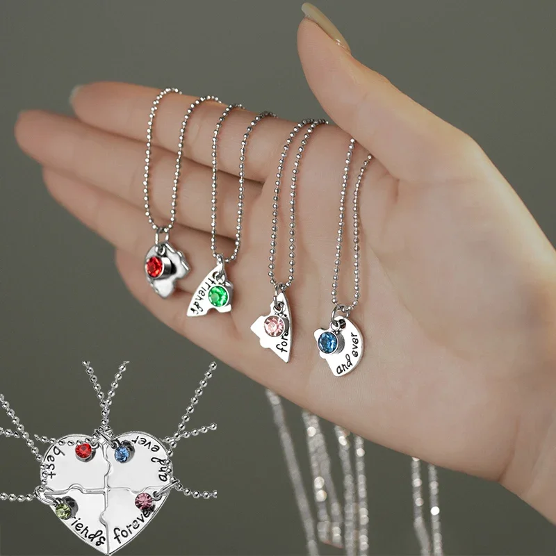 Three Sisters Crystal Heart Necklace Pendant Neck Jewelry Friendship Retro Four Sisters Family Aesthetics Female Chain Necklaces