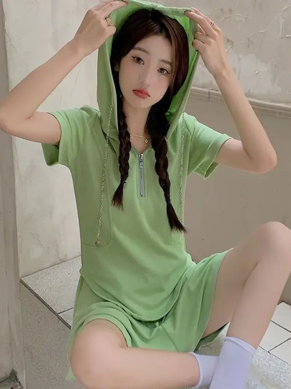 

Elegant Fashionable Women's Summer Hat Casual Short Sleeve Two-Piece Set Slimming Top Shorts plus Size Polyester Fiber