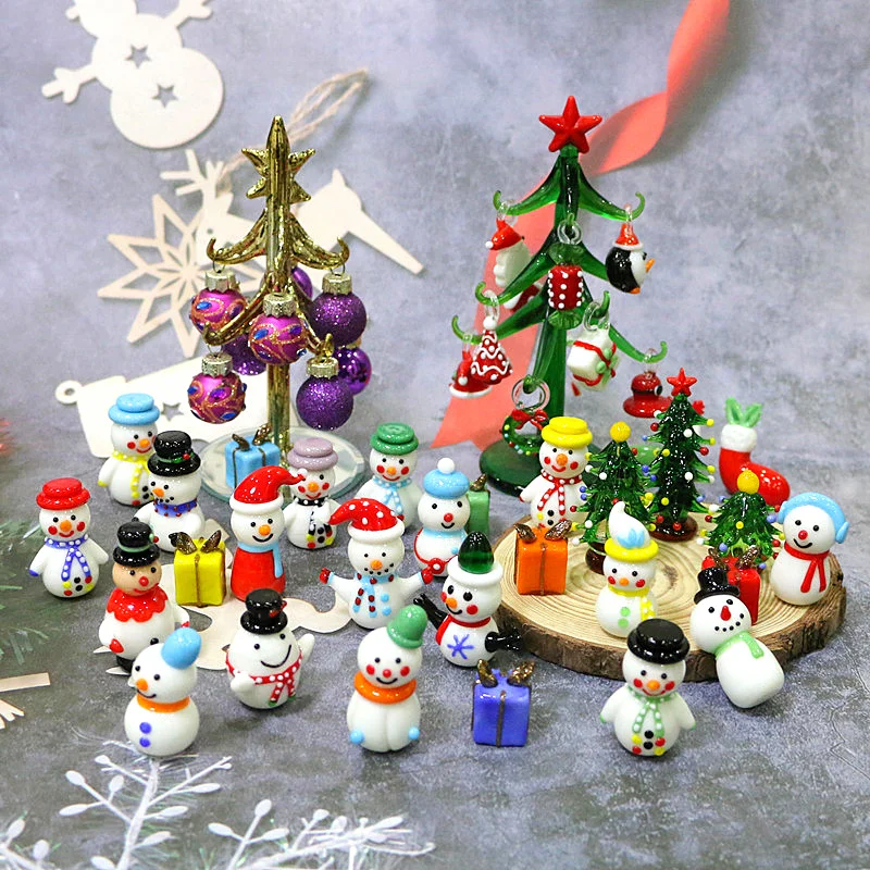 Colorful Cute Glass Snowman Mini Figurine Ornaments Children's Room Tabletop Kawaii Decor Christmas Party New Year Gift for Kids