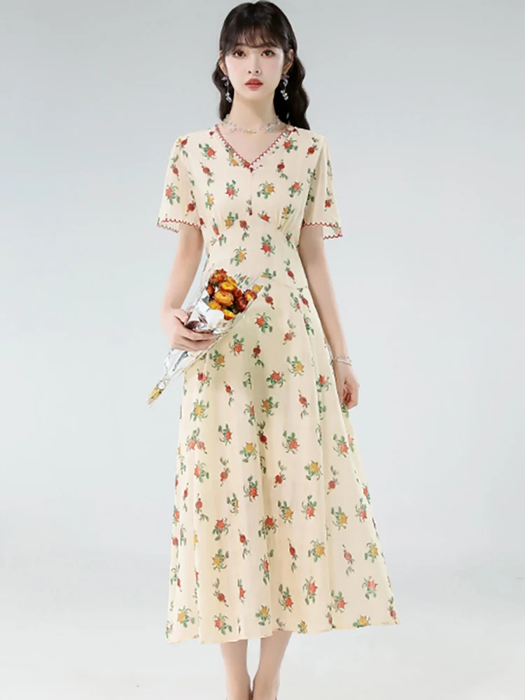 Damska Niebieska Sukienka Letnia w Kwiaty z Krótkim Rękawem, Dekolt V, Elegancka, Codzienna Sukienka w Stylu Boho, Rozkloszowana Sukienka A-Line, Nowa Koreańska Sukienka Bodycon Jednoczęściowa 2025