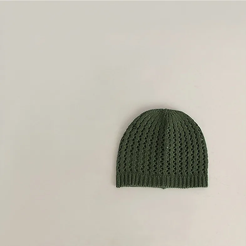 2025 Estate Nuovo Bambino Cappelli a maglia cava Cappelli per bambini in tinta unita Cotone sottile Neonati Cappello lavorato a maglia Berretto infantile traspirante