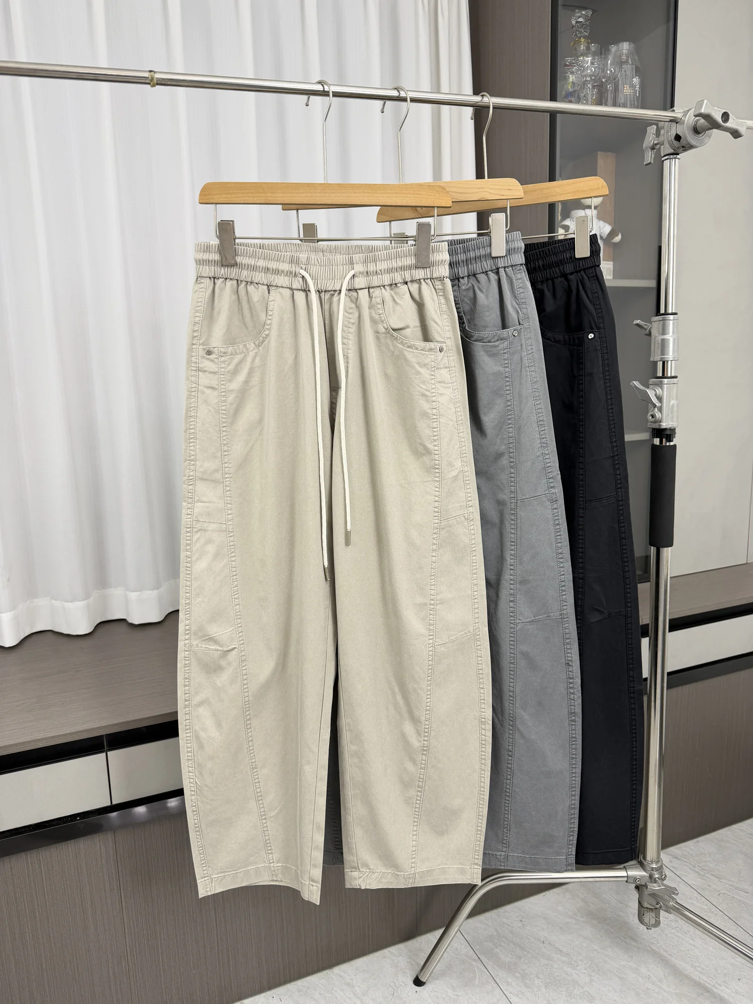 

Comfortable Straight Leg Casual Pants Men's Spring Commute Elastic Waist Blend Fabric Trendy Leisure Trousers Breathable