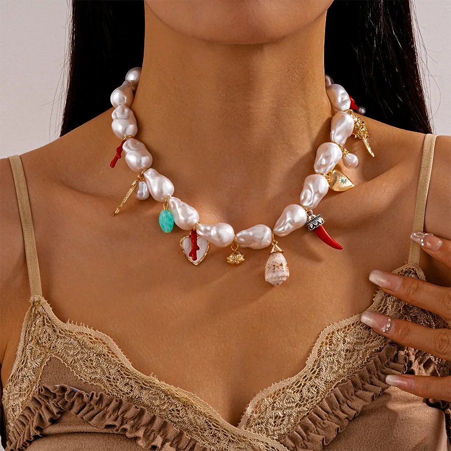 

ZAA Baroque Pearl Chain Necklace Shell Conch Heart Pendant Necklace for Women Bohemian Beach Vacation Neck Accessories