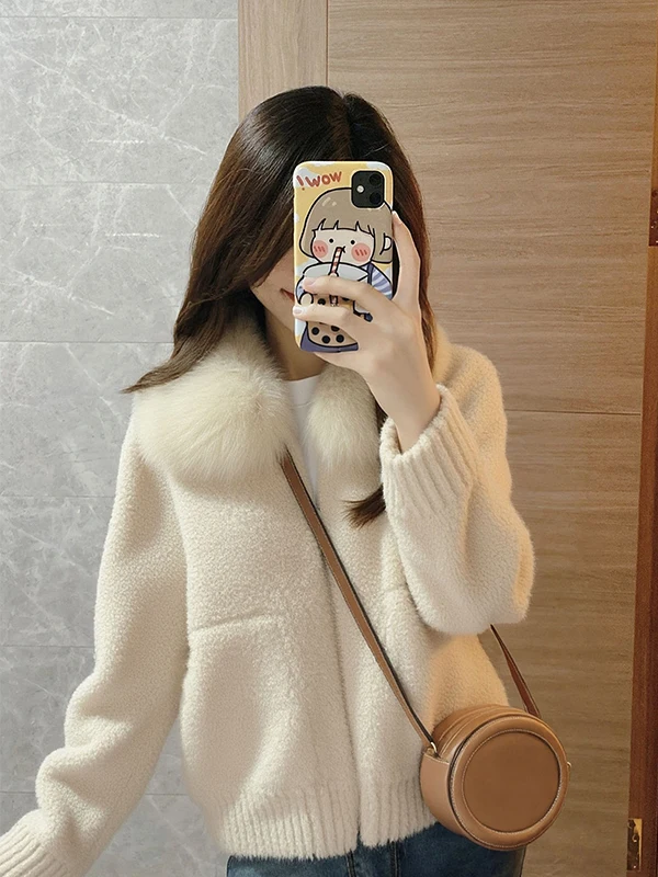 

Утепленная короткая куртка с пушистым меховым воротником, стильная, маленького размера, зимняя, новая, женская, с воротником-стойкой