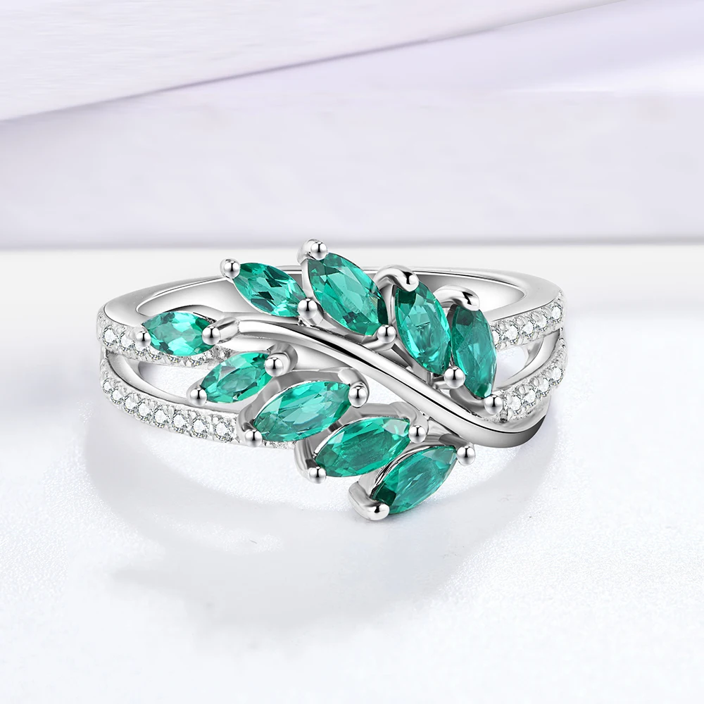 CHARMING Lab Emerald White Sapphire Cocktail Ring for Women Dinner Party Daily Jewelry Holiday Birthday Gift Anniversary Wedding