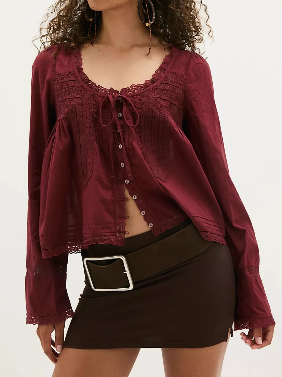 

Women's Elegant Blouse Top Lace Embroidery U-Neck Long Sleeve Single Breasted Casual Female Shirt