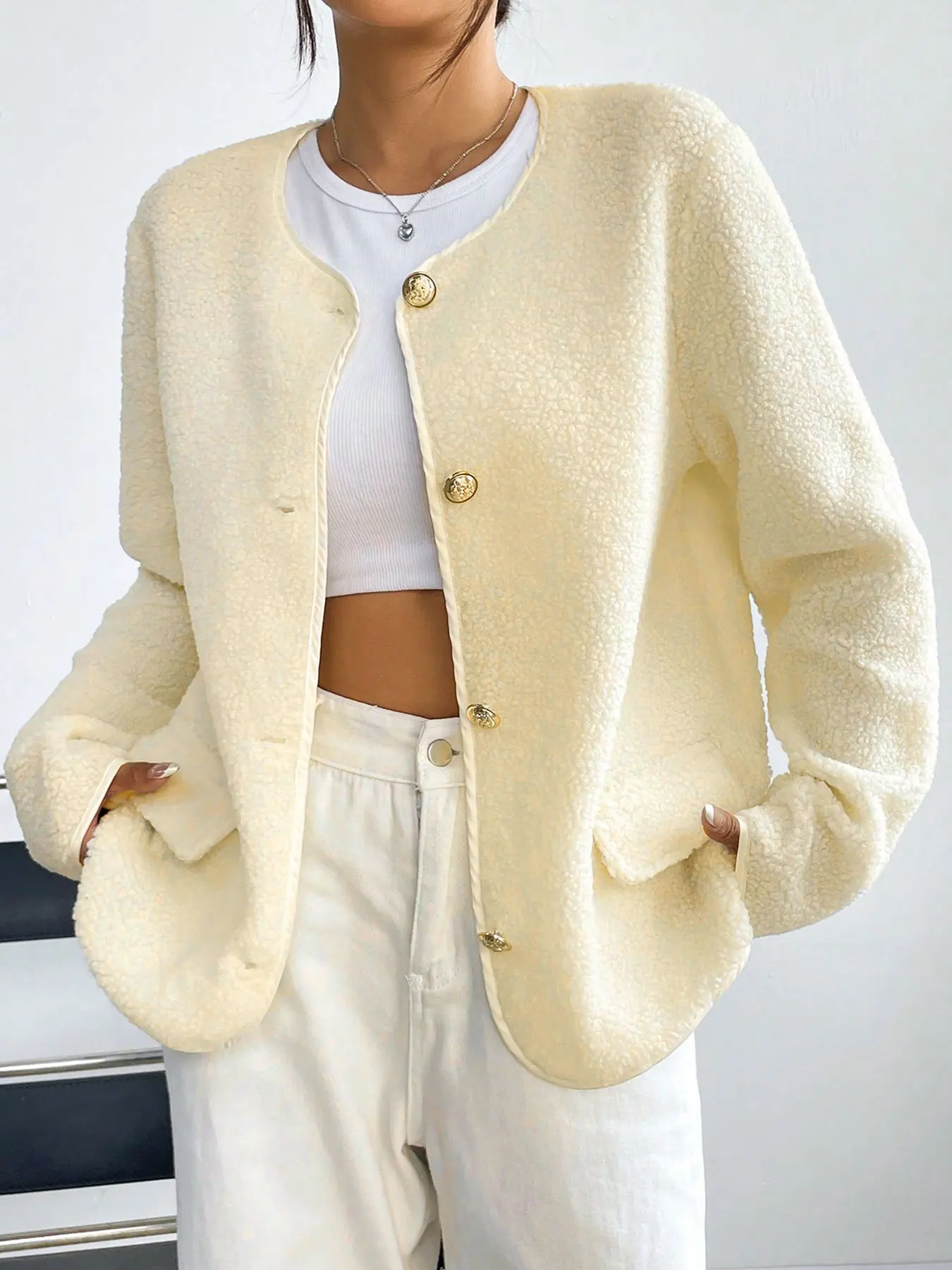 

Autumn Winter Women Plush Coat Solid New Fashion Pockets O-Neck Button Outerwear Warm Plush Versatile Casual Slim Top Thick Coat
