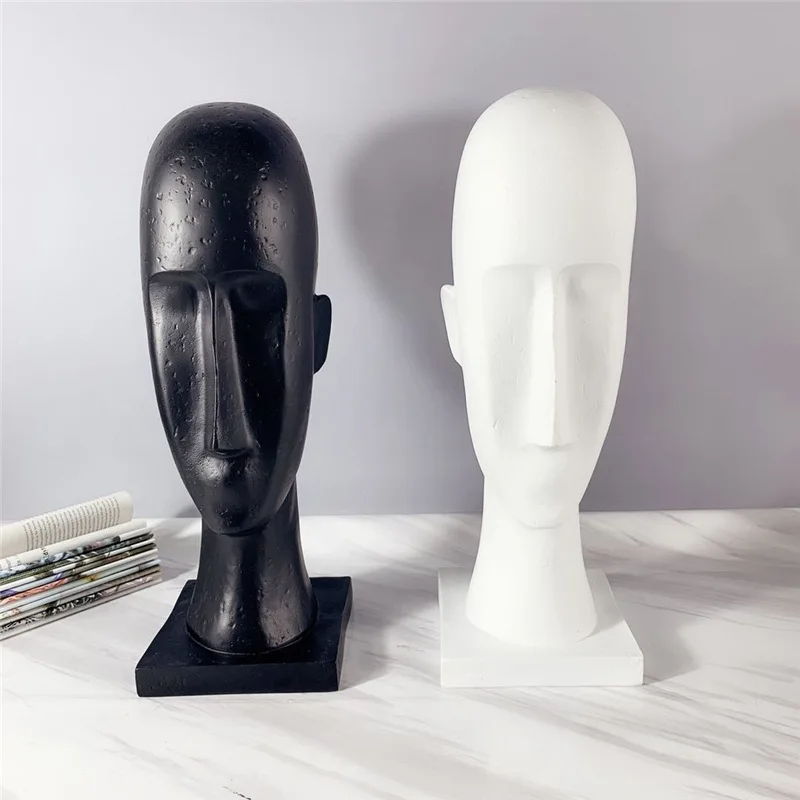 

Customized minimalist modern sculpture art decoration Nordic living room model room character avatar hotel club soft decoration