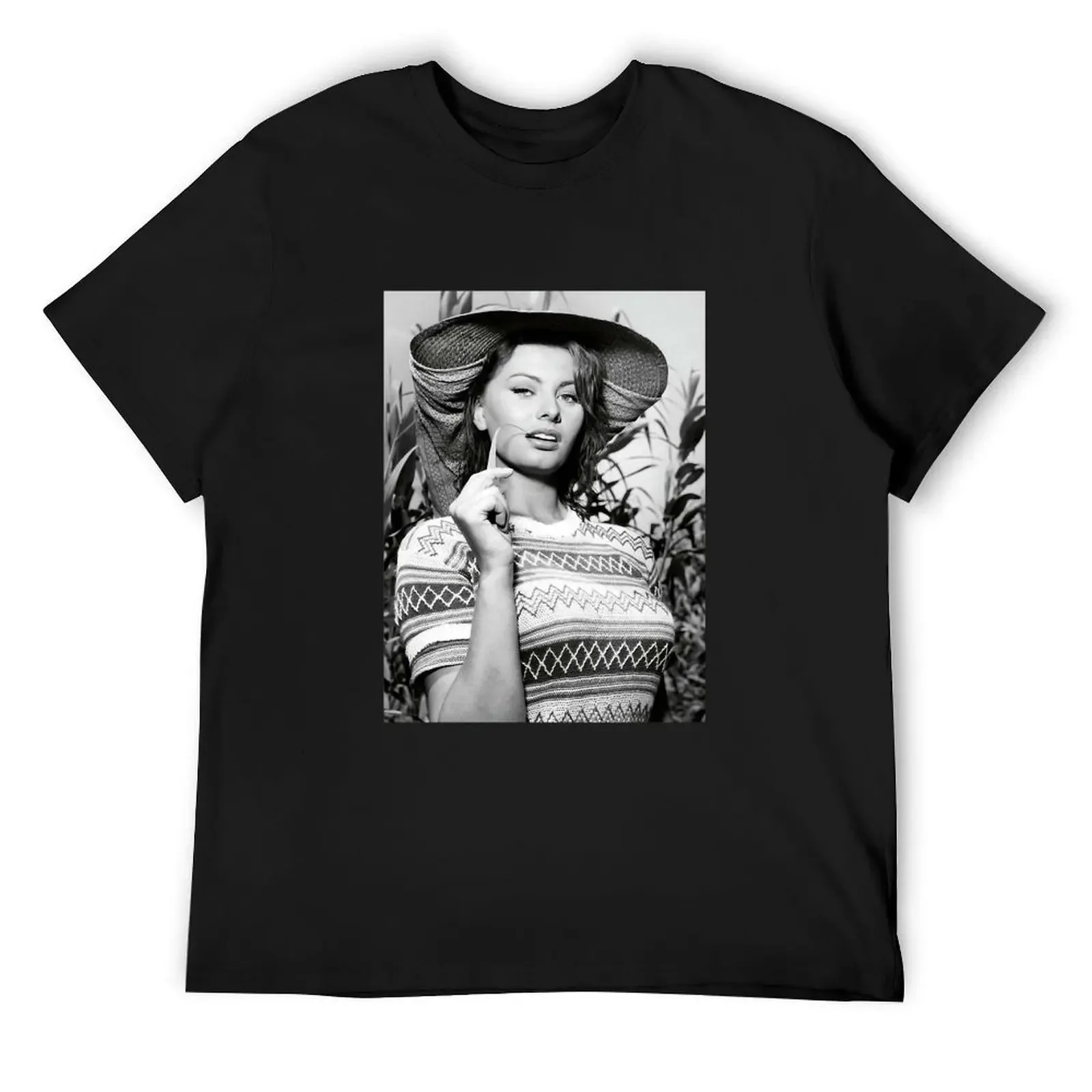 Natural Passionate Joy Acting Sexy Beauty Sophia Loren Retro T-Shirt blacks essential t shirt T-shirt men