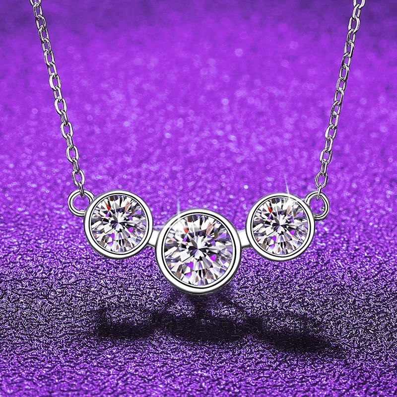 

S925 Silver White Gold Plated 2CT D Color Moissanite Bubble Pendant Necklace for Women, Exquisite Jewelry.