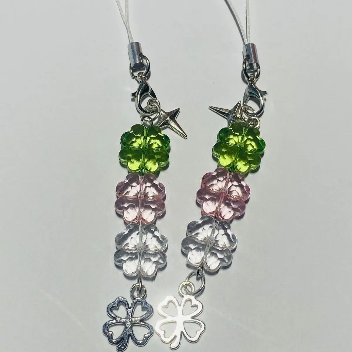 Подвеска-подвеска для телефона Lucky Leaf, милые кавайные чехлы для iPhone 16, 17, школьный рюкзак Ins, корейский оригинальный подарок из бисера по индивидуальному заказу своими руками