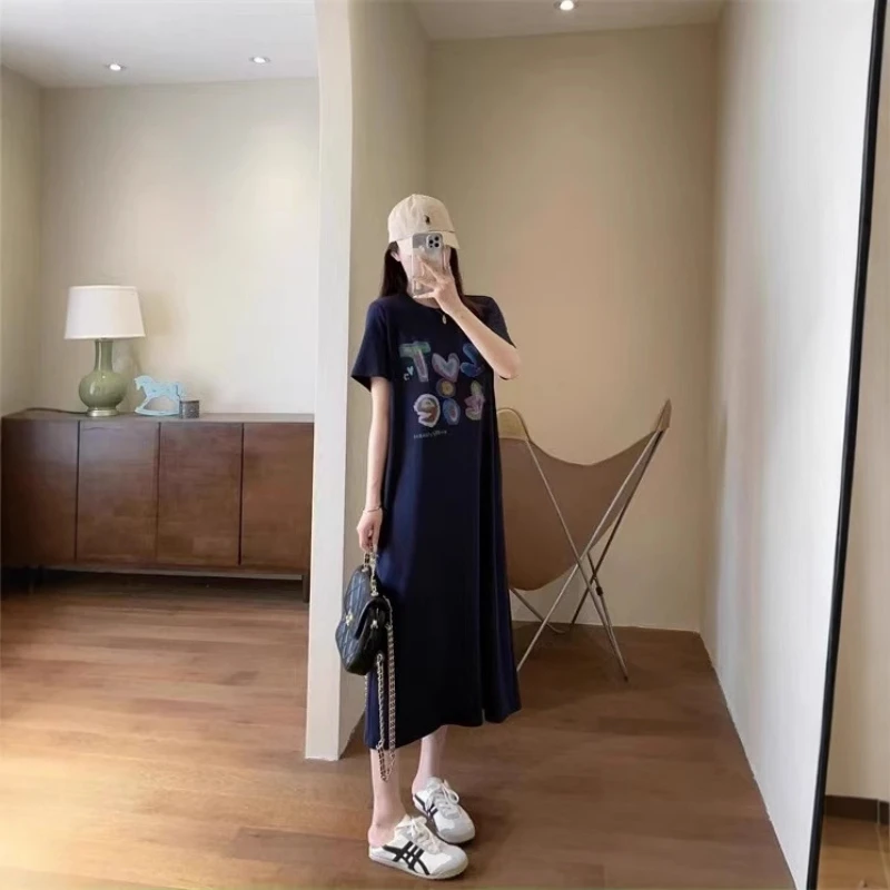 ゆったりミディアム丈半袖Tシャツロングワンピース韓国風シンプルプリント大きいサイズオープンスリットAラインワンピース屋外着用可能
