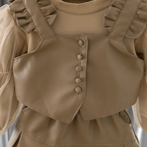 2024 New Girl Leather Jacket Short Skirt Bottoming Shirt Three-piece Set for Little Ones Spring and Autumn Korean Fashion Suit