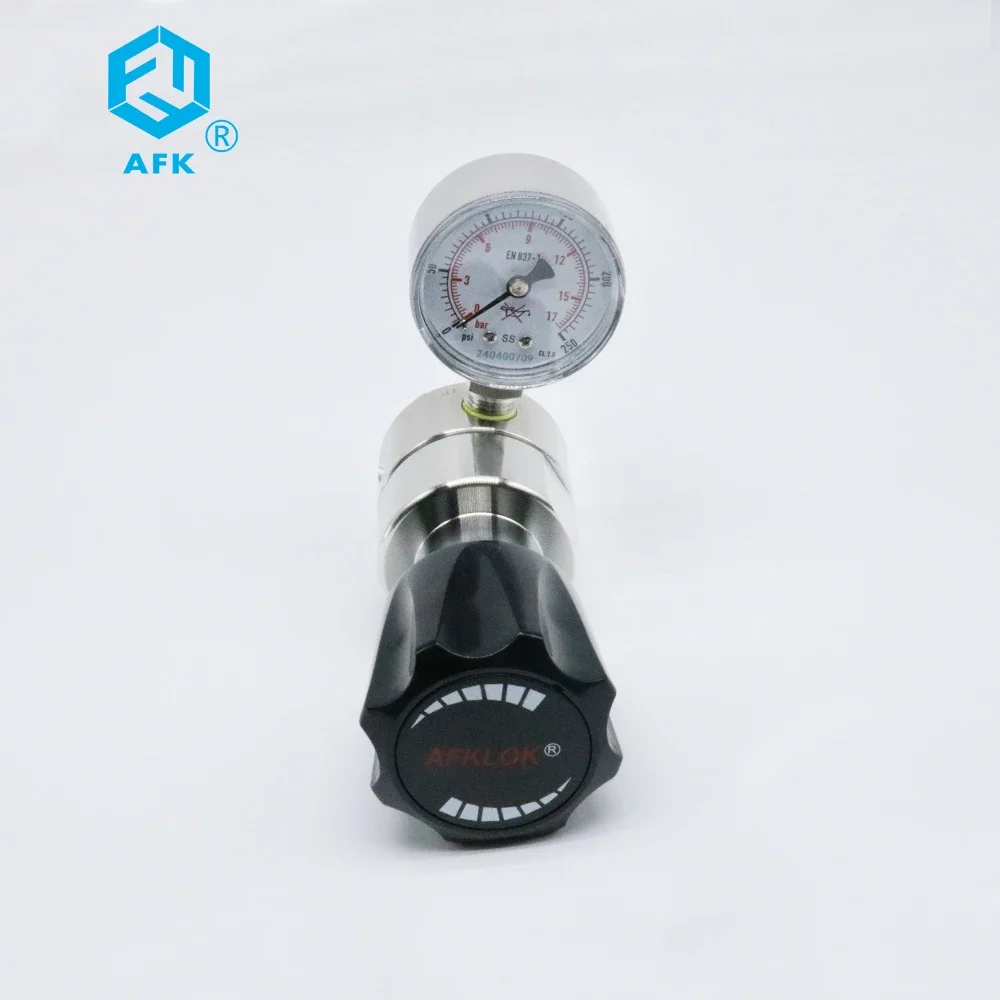 เครื่องปรับความดันขั้นตอนเดียวสําหรับไนโตรเจน Co2 ออกซิเจน Outlet ความดัน 250psi