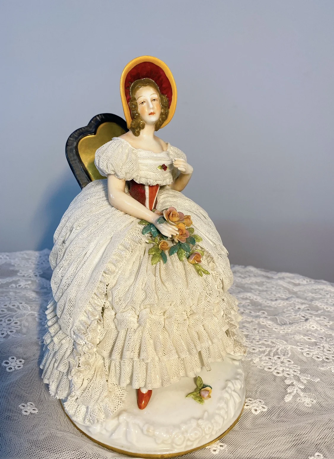 Germany Dresden Lace Porcelain Doll Lady on a Golden Chair Ceramic Antique Ornament Collectible