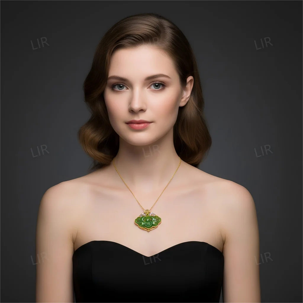 قلادة LIR S925 من الفضة: قلادة تخريمية مجوفة من اليشم الهيتي الطبيعي "Jade Phoenix". |   الحظ الوظيفي + شهادة المجوهرات