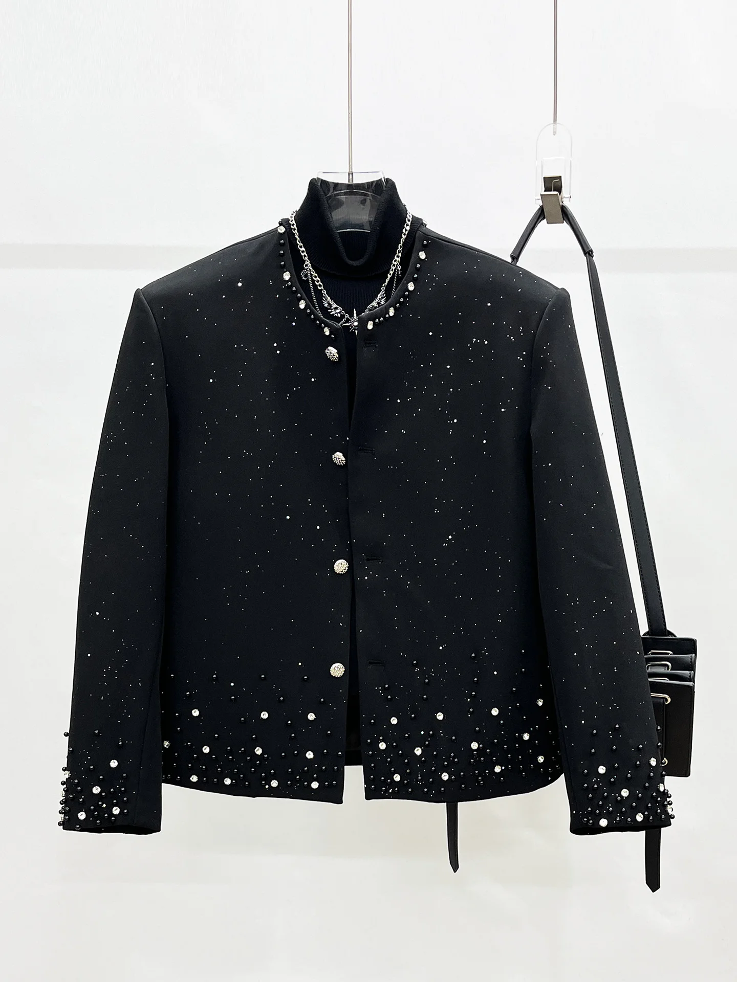 

Short Pearl Embellished Gold Stamp Jacket Men's Loose Fit Shoulder Pad Fashion Pearl Coat Heavy Work Embroidery