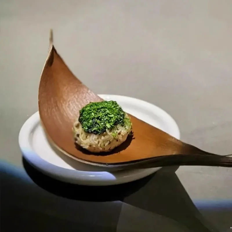 Creative Natural Cocoa Leaf Plate Restaurant Irregular Display Plate Dessert Plate Decorative Tray Creative Leaf Shape Tableware