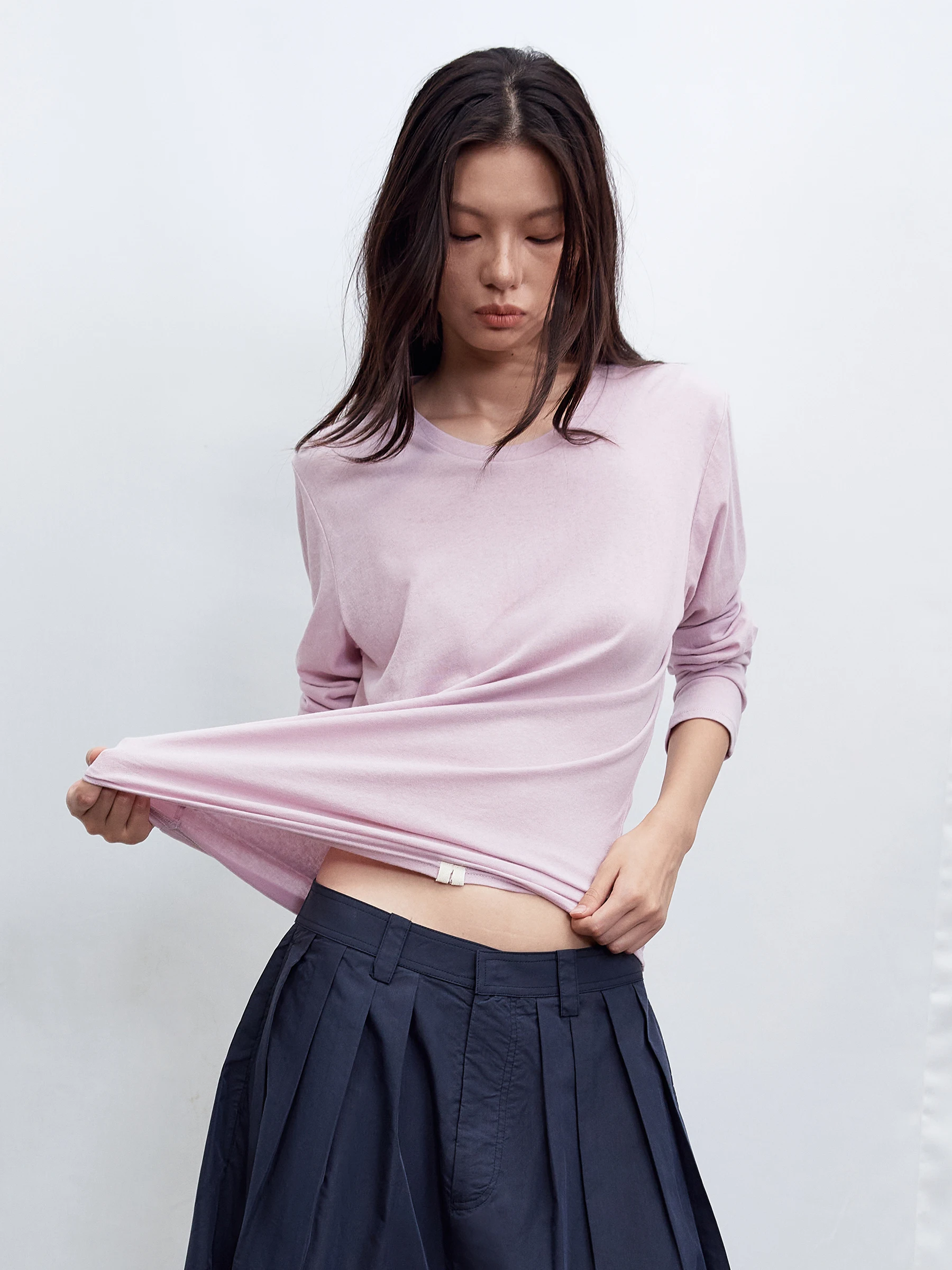 SHKUCO Classic Comfortable Loose Fit Long Sleeve round Neck Cotton T-Shirt Casual Breathable Neutral Style for Men And Women