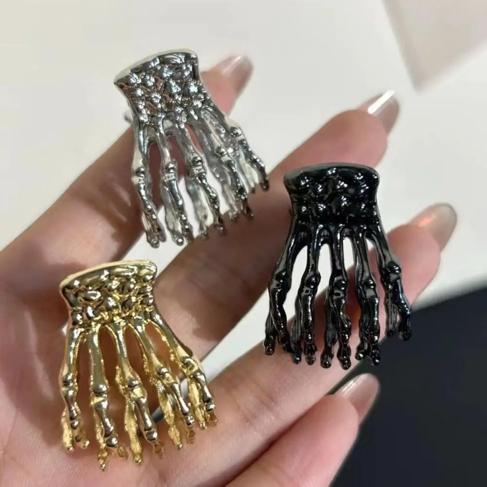 Zinc Alloy Skeleton Hand Hair Claw Skeleton Hand Bone Geometric Ghost Paw Hair Claw Hollow Side Clip Metal Hair Claw