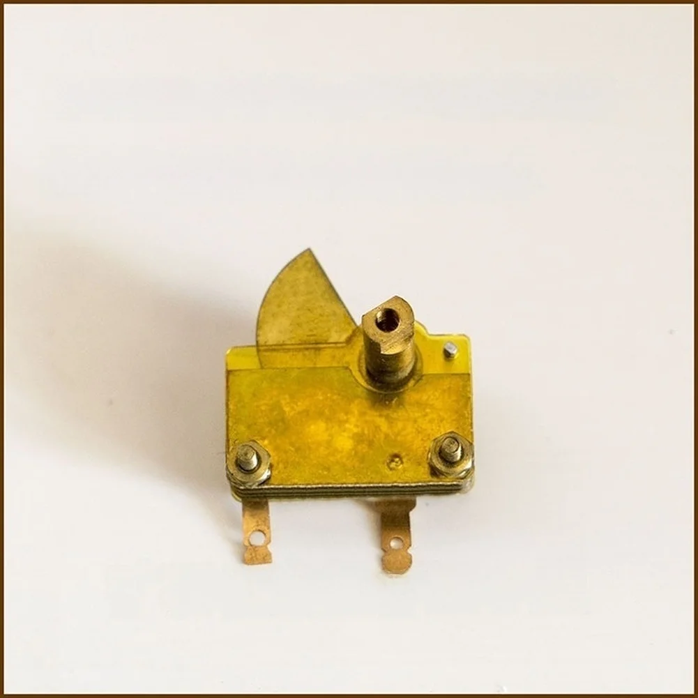270PF Variable Capacitor for crystal for Radio Coupling Networks and Transistor Radio Bias Circuit Calibration