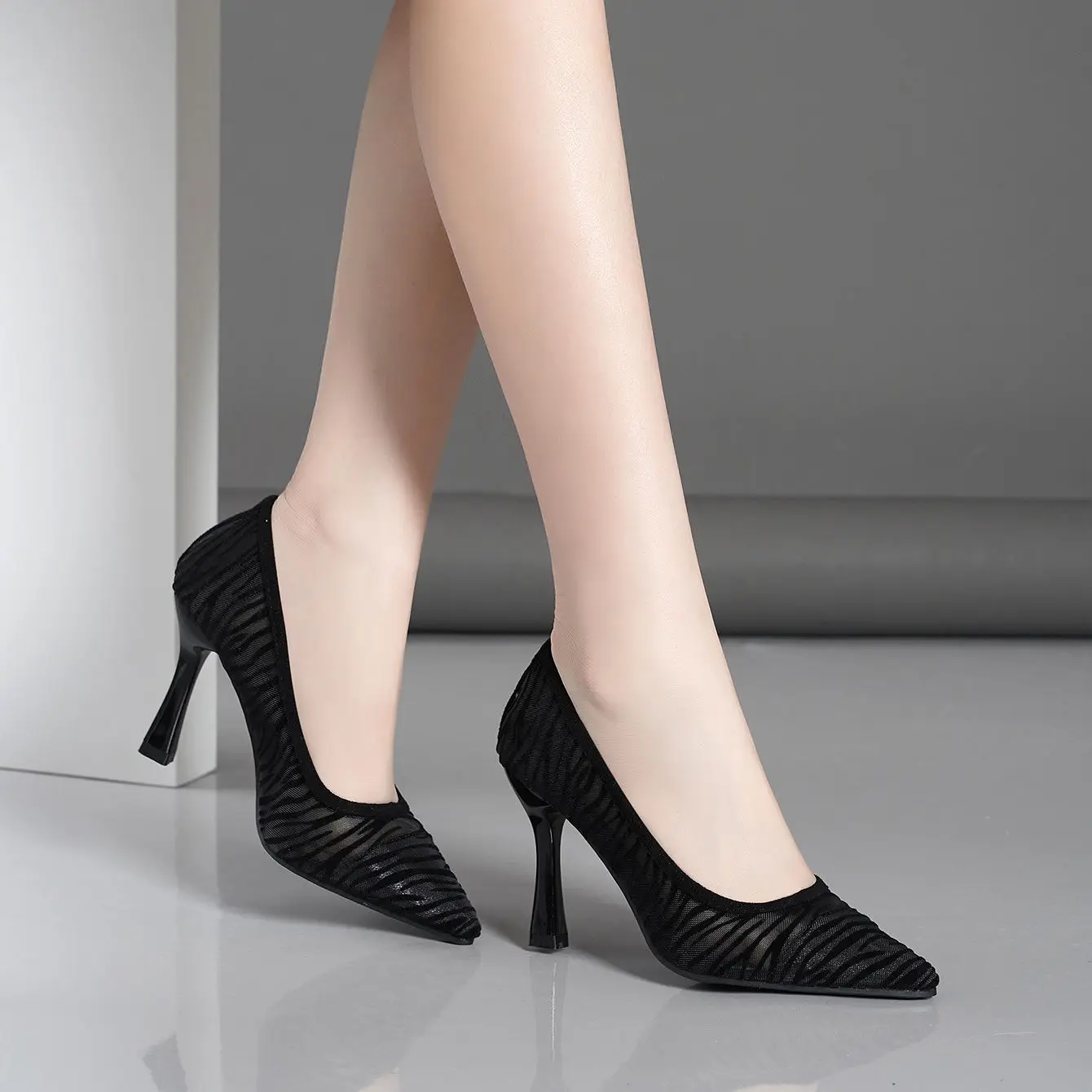 Sharp fashion high heel fashion shoes with shallow mouth