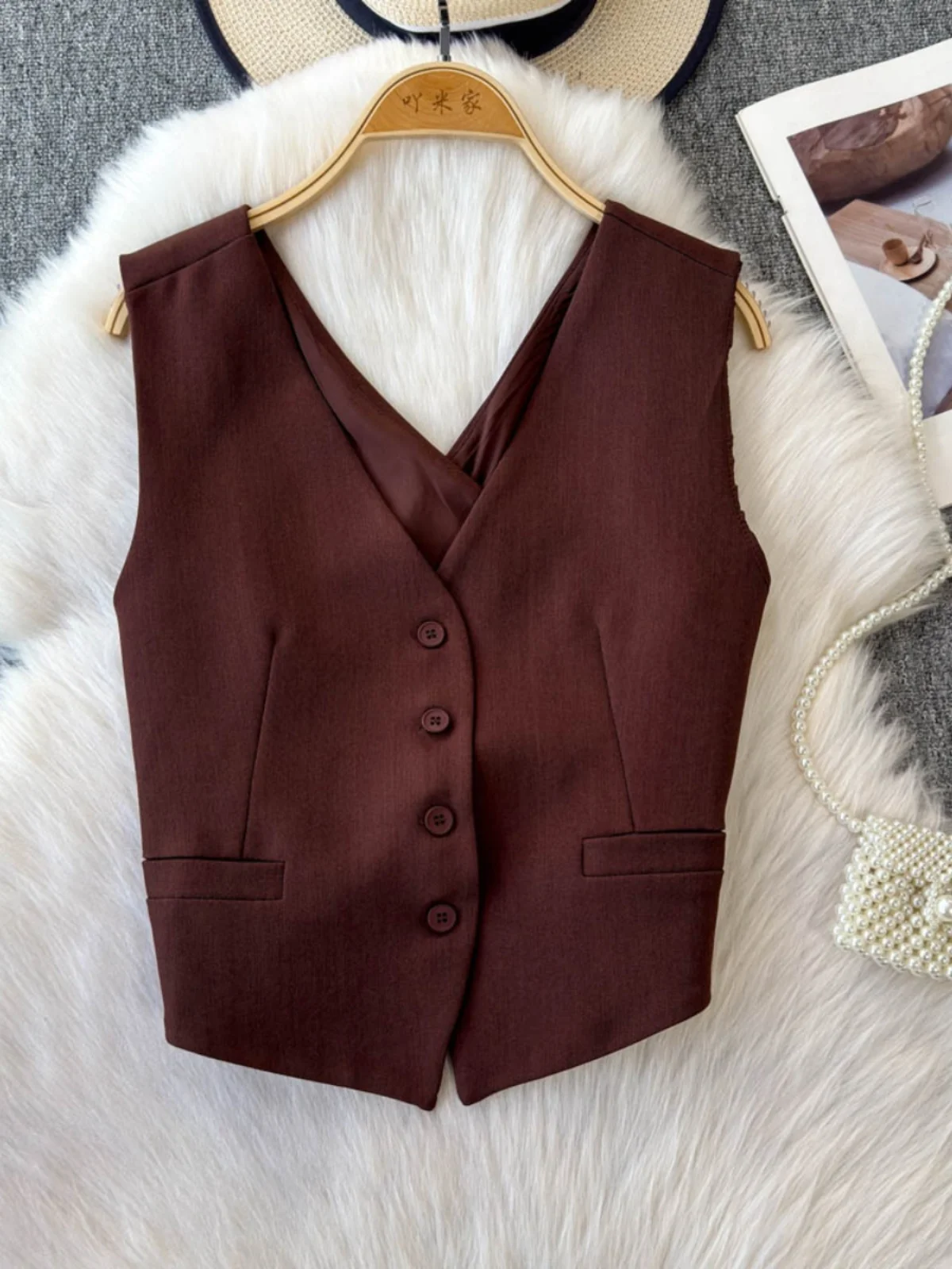 

Retro V-ne Suit Jaet Vest Women's Casual Spring Autumn 2025 New Sle Small Size Versatile Vest Tank Top Moneyed Sle