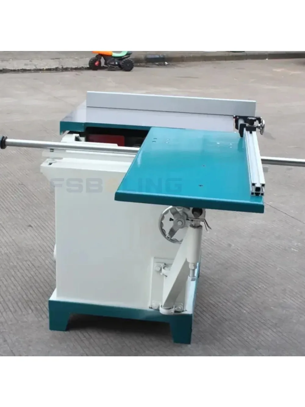 Industrial Grade High Quality High Precision Portable Wood Cutting Sliding Bench Saw Machine For Woodworking