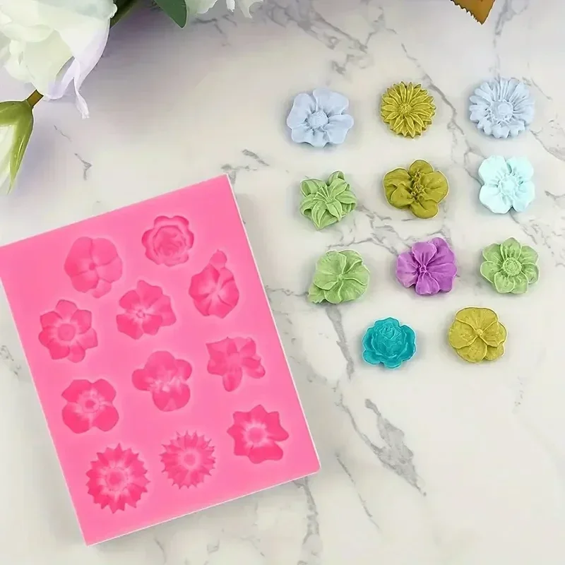 

Силиконовая форма 3D «Цветы из лепестков роз» 2026 для выпечки, украшения тортов, фуджа, пудинга, шоколада, а также для изготовления украшений и кондитерских изделий