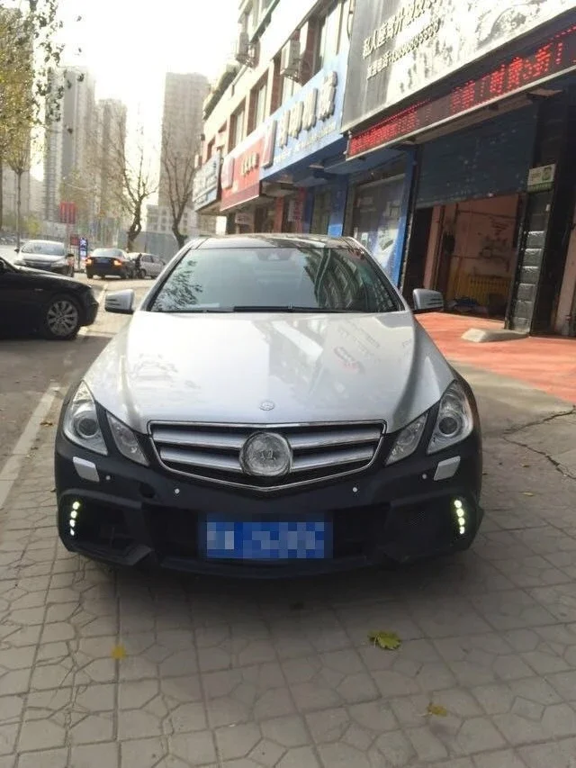 

Suitable For Mercedes-Benz Two-door E-class Coupe W207 Modified WALD Large Surrounding Front Bar Rear Bar Flap Side Skirt Middle