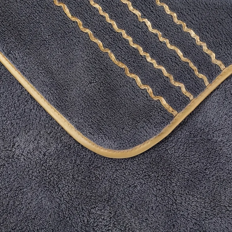 3 towels, 35cmx75cm gold-striped towel, coral fleece towel, thick and soft, highly absorbent, modern minimalist design, clean color, suitable for home and bathroom