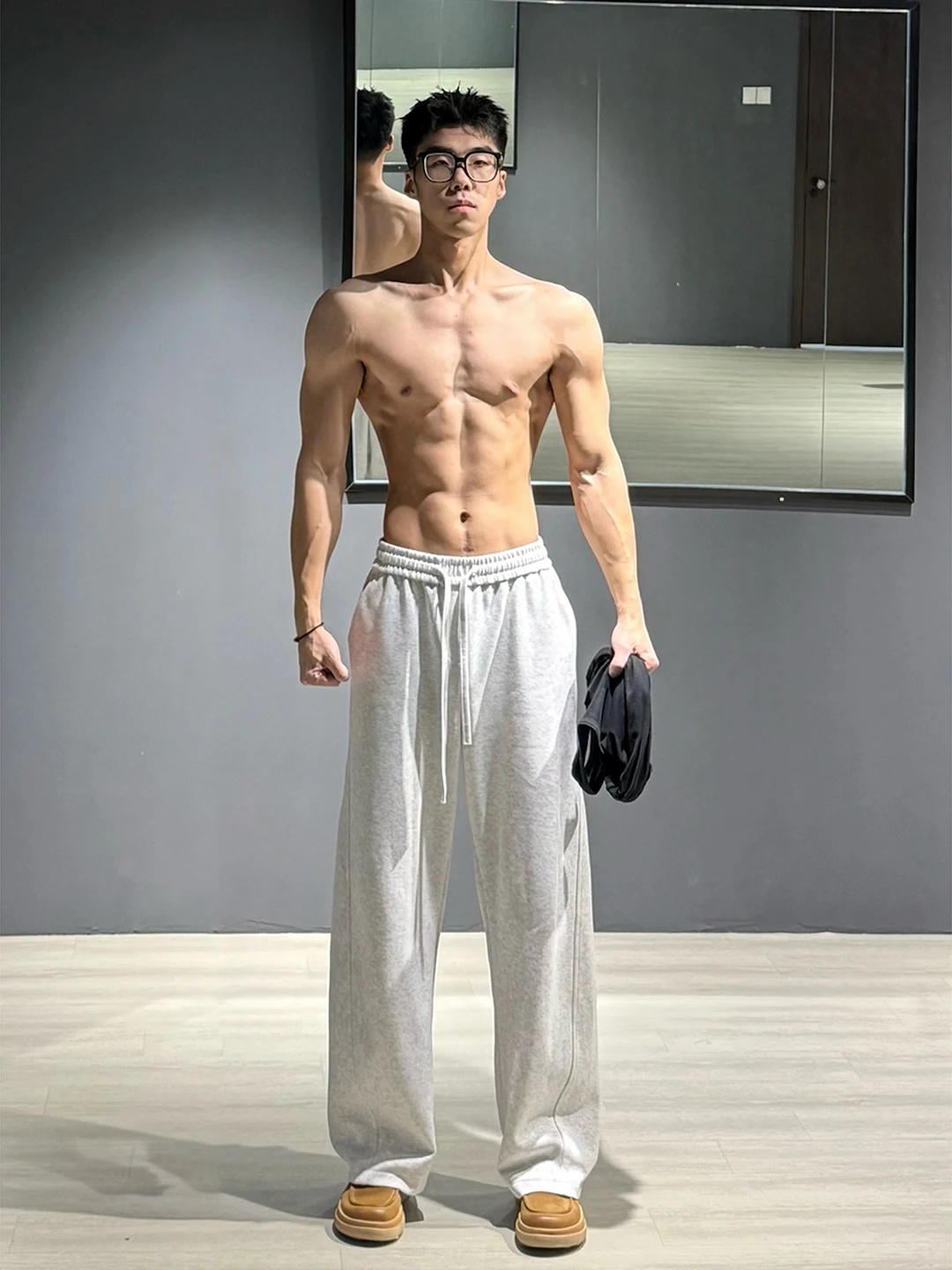 American Style Men's Fitness Sports Pants Casual Straight Leg Training Long Trousers White Grey Autumn Winter Drape Knife