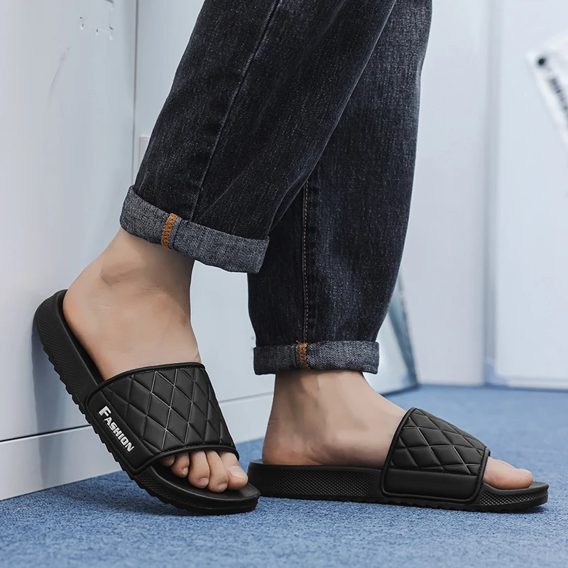 Summer Men\'s Slippers Slides Indoor Outdoor Beach Sandals Anti-slip Fashion Men Casual Garden Shoes Male Couple Outdoor Slippers