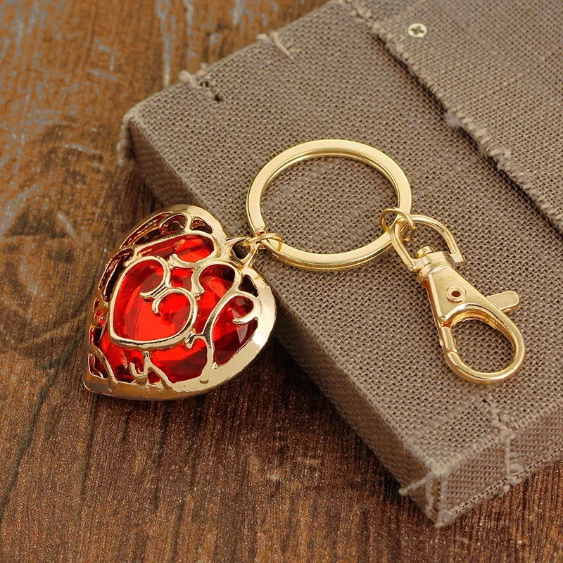 Same Style Zeldas Keychain Hollow Red and Blue Love Pendant Couple Keychain Wedding Party Birthday Gift Jewelry Decoration Acces