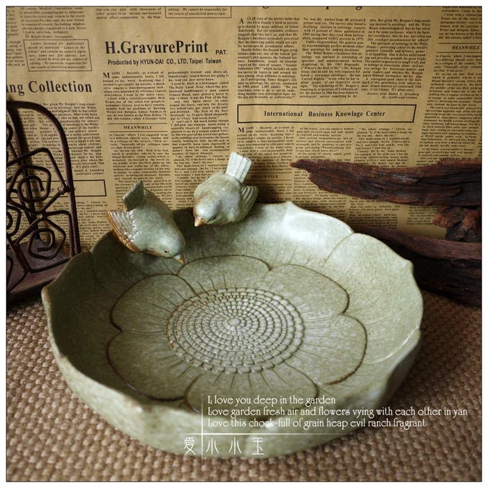 Home Decoration Europe Style 2 Birds Decorated Glazed Ceramic Retro Fruit Plate Porcelain Snack Tray Home Ornament  26*26*10cm