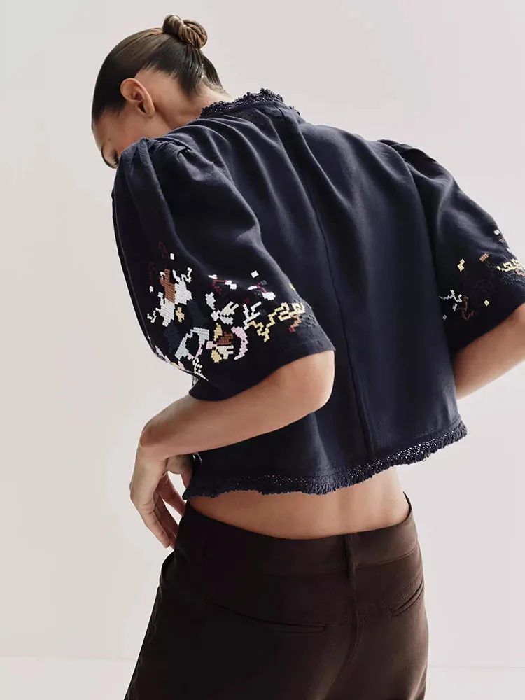 New Summer Women's Loose Short Sleeve V-Neck Embroidered Top Floral Design Comfortable Fit Fashionable Ethnic Style Clothing