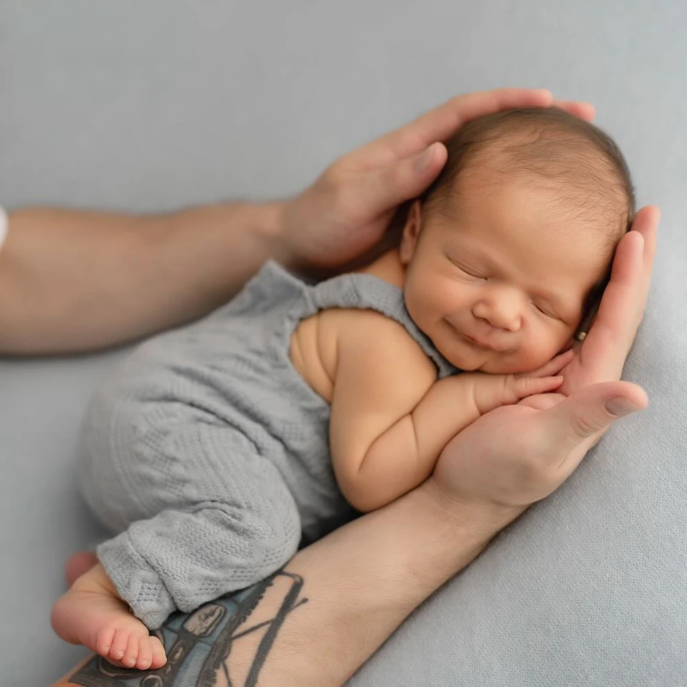 Newborn Photography Props Gray Knitted Suspender Pants Baby Photo Shoot Outfit Parent-Child Interaction Accessories 0-3 Months