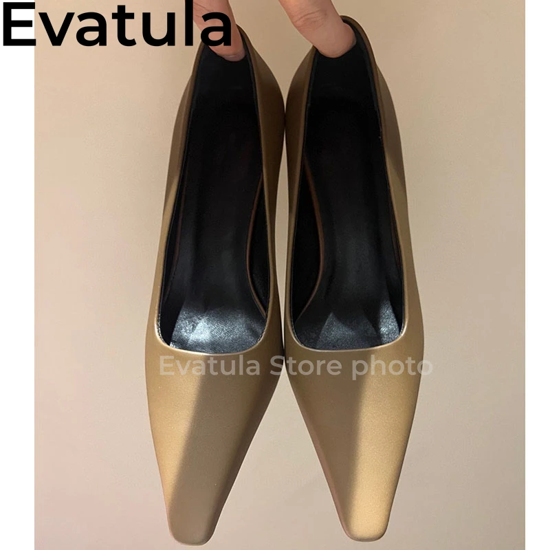 Zapatos de tacón de gatito con punta estrecha para mujer, calzado de cuero genuino conciso, de carrera, de vestir, a la moda, verano, 2024