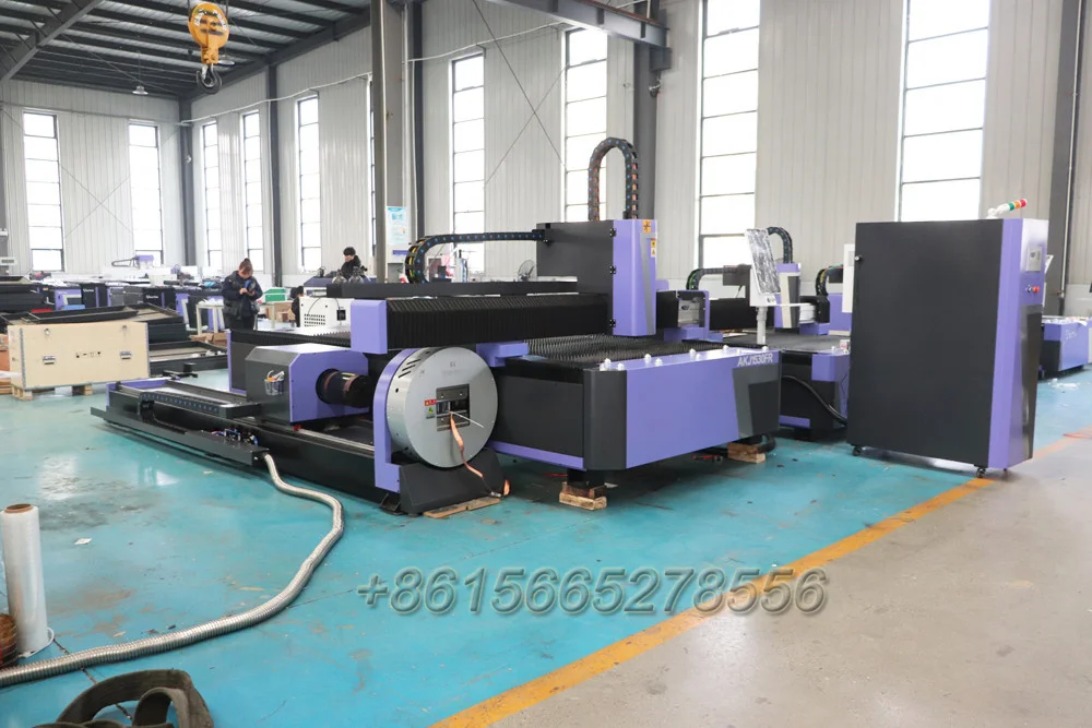 AccTek Fiber Laser metalen plaatbuissnijder Toegevoegd roterend apparaat 6kw MAX laserbron voor Cypcut-controller te koop