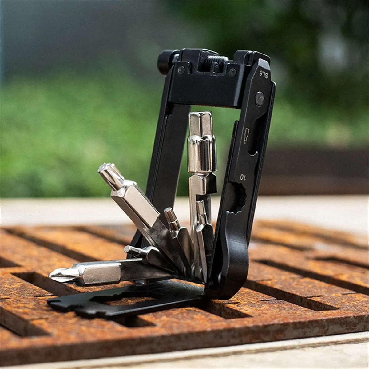 Best of 2026 20-in-1 Bicycle Multi-Tool Kit BT020 Portable Bicycle Repair Tool Set for Road and Mountain Bike Riders
