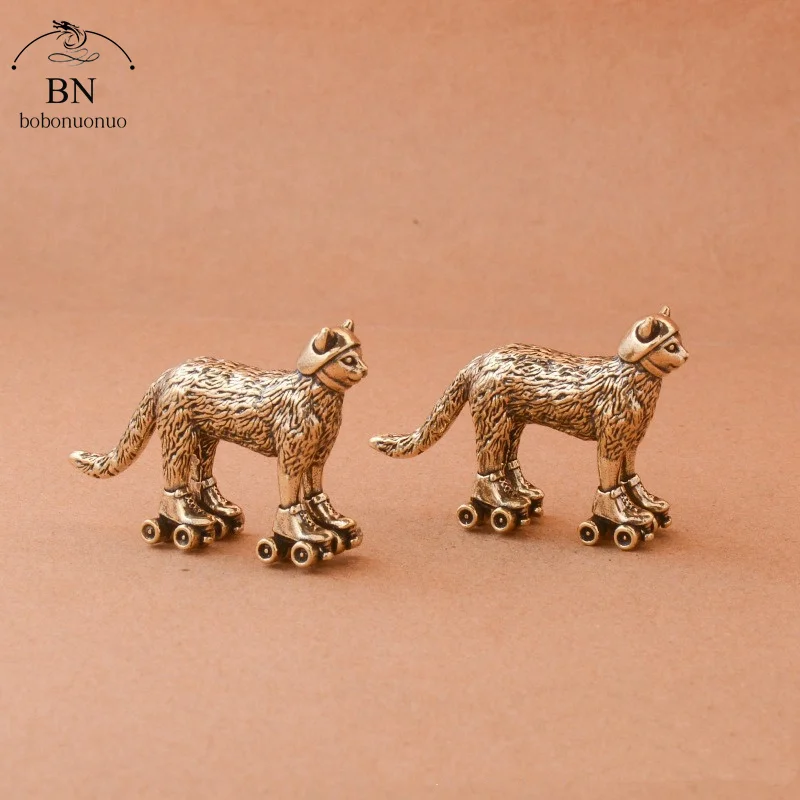 Copper Ski Cat Small Ornaments Solid Brass Antique Animal Sculpture Crafts Desk Tea Table Decoration Home Decor for Living Room
