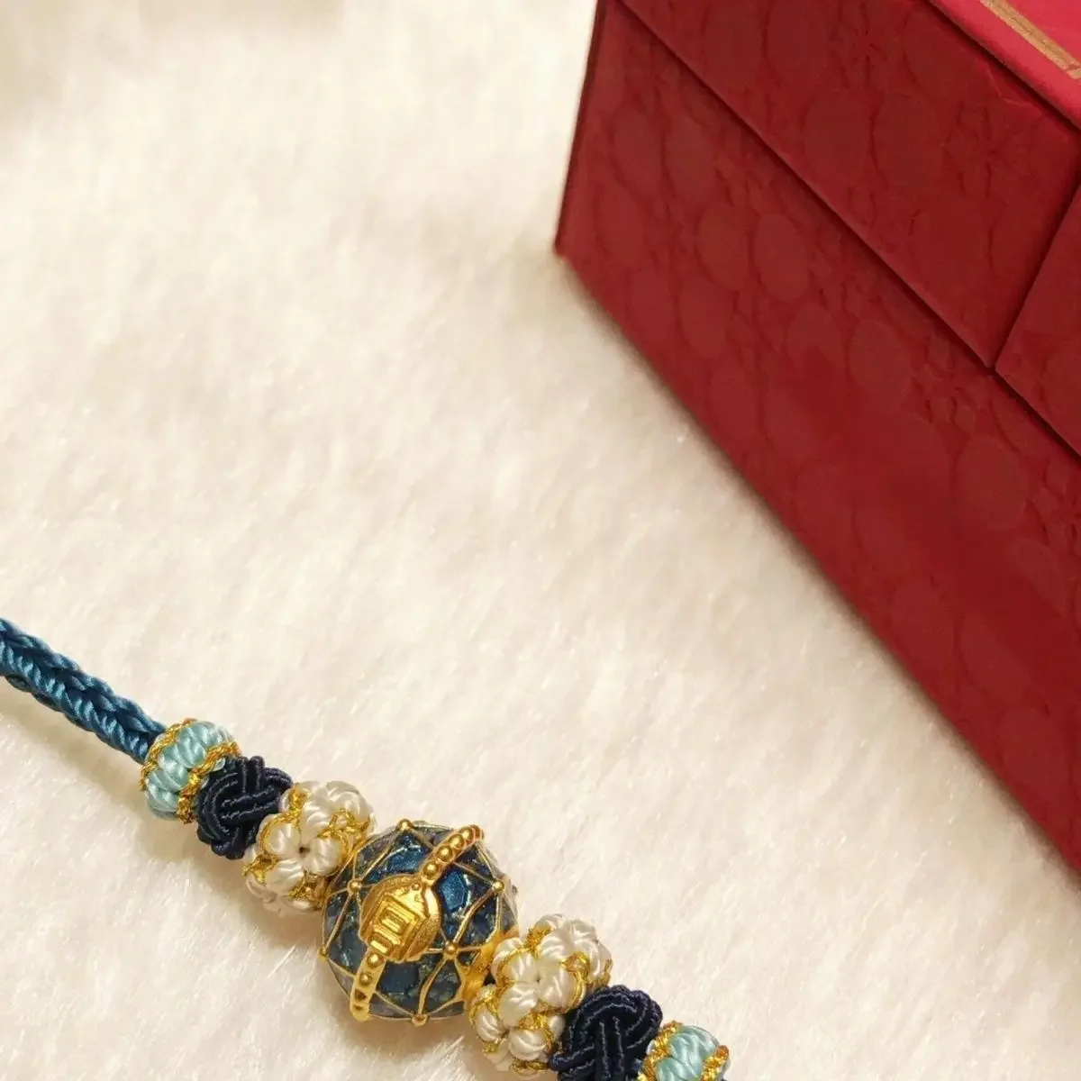 Gold Color God Beast Forbidden City Color Matching Safe Lucky Beaded Rope Bracelet High Design Sense Luxury Gift for Girlfriend