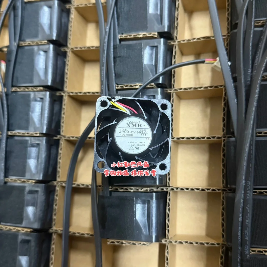 

NMB 04028DA-12V-B6K DC 12V 3.0A 40x40x28mm 4-Wire Server Cooling Fan